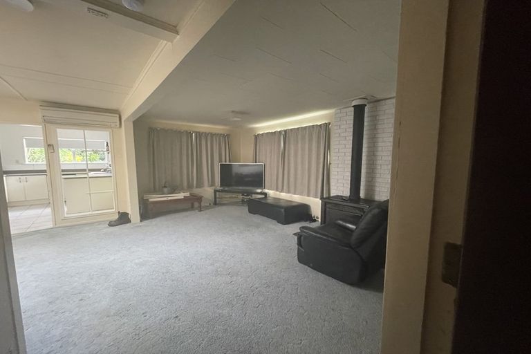 Photo of property in 46b Te Rauparaha Street, Otaki, 5512