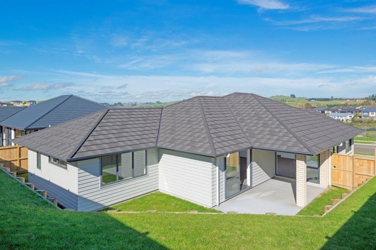 Photo of property in 31 Raithburn Terrace, Pokeno, 2402