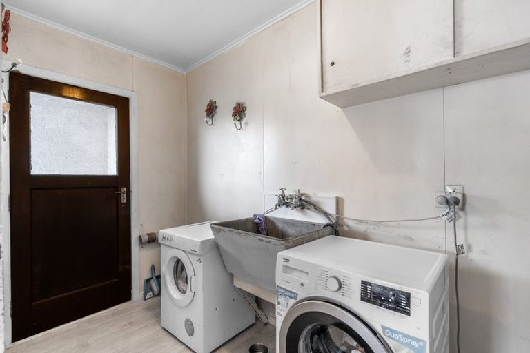 Photo of property in 24 Argyle Street, Kew, Invercargill, 9812