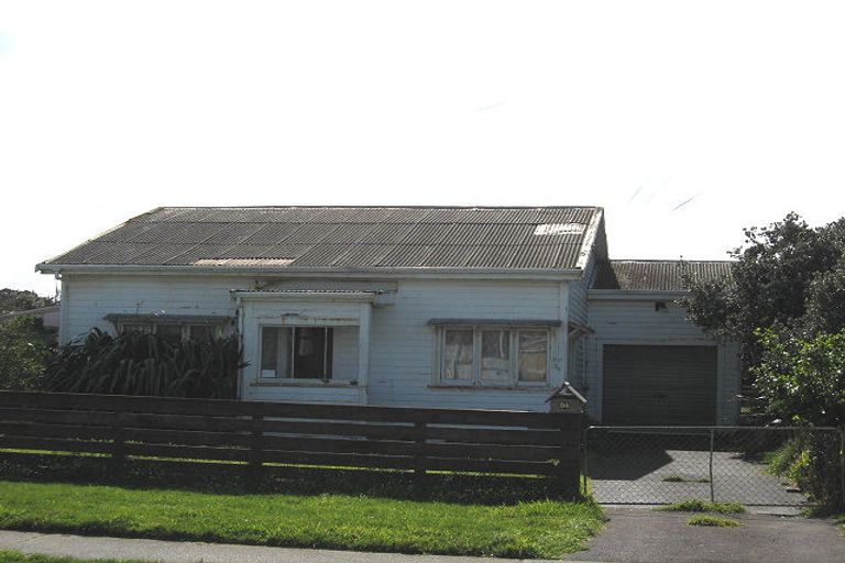 Photo of property in 36 Matai Street, Castlecliff, Whanganui, 4501