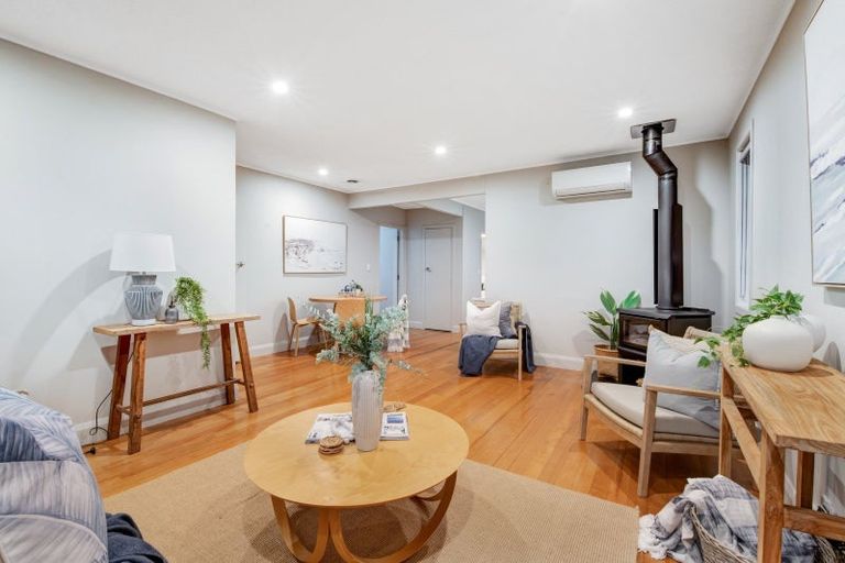 Photo of property in 1/179 Centreway Road, Orewa, 0931