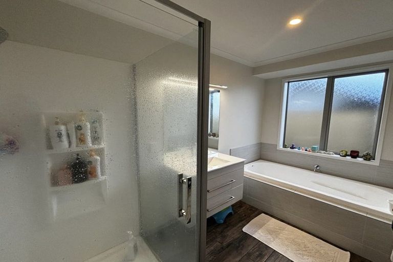 Photo of property in 17 Waitaha Place, Bell Block, New Plymouth, 4312