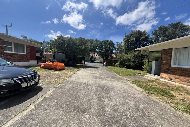 Photo of property in 6/162 Onewa Road, Northcote, Auckland, 0627