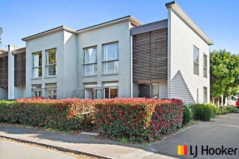 Photo of property in 30 Reins Road, Takanini, 2112