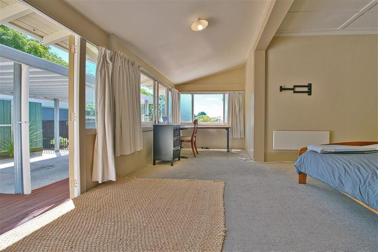 Photo of property in 53 Shakespeare Road, Bluff Hill, Napier, 4110