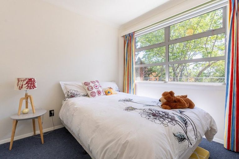 Photo of property in 48 Tiromoana Road, Raumati South, Paraparaumu, 5032