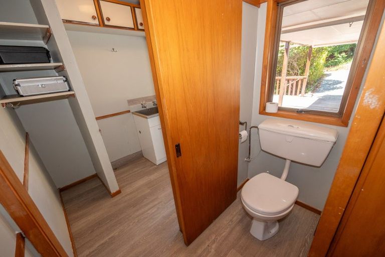 Photo of property in 7 Cable Bay Block Road, Cable Bay, 0420