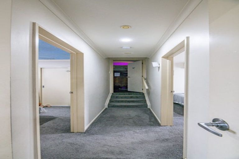 Photo of property in 74 Hetherington Road, Ranui, Auckland, 0612