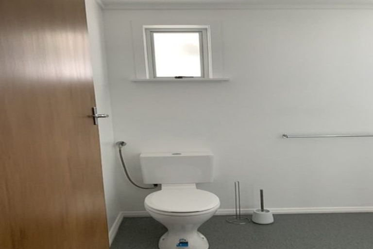 Photo of property in 58 Mclean Street, Woodville, 4920