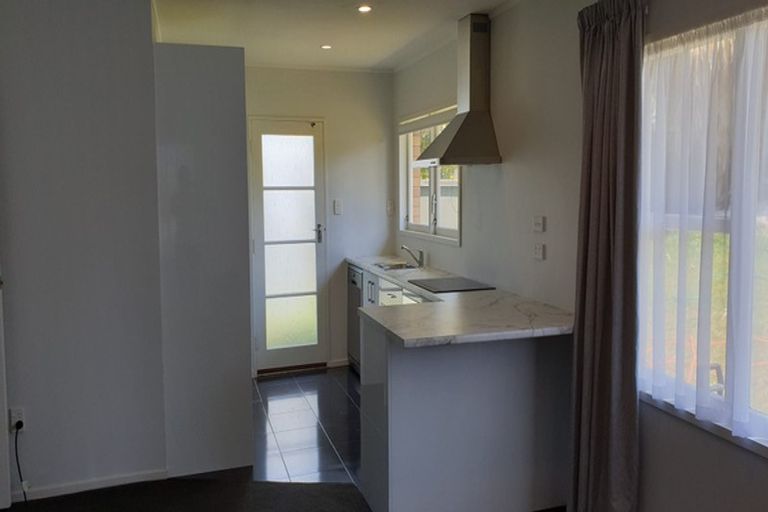 Photo of property in 1/11 Broadview Place, Howick, Auckland, 2014