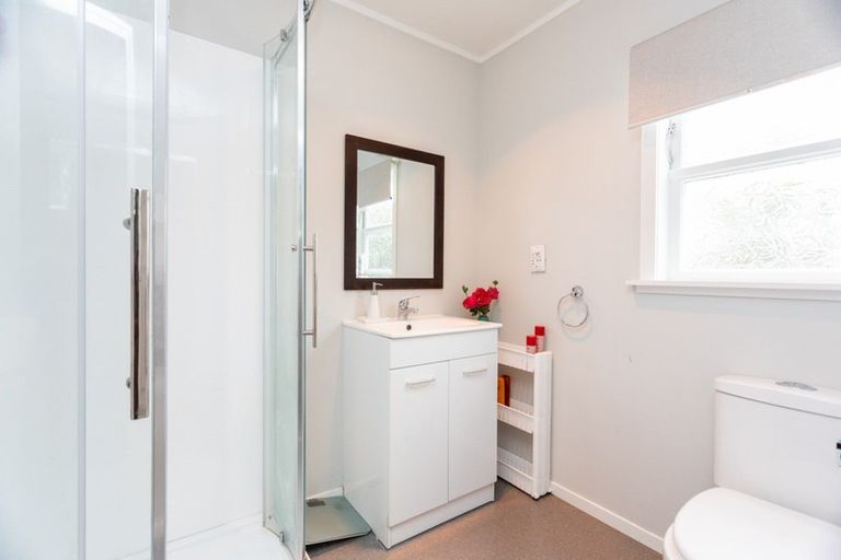 Photo of property in 8 Pennant Grove, Titahi Bay, Porirua, 5022