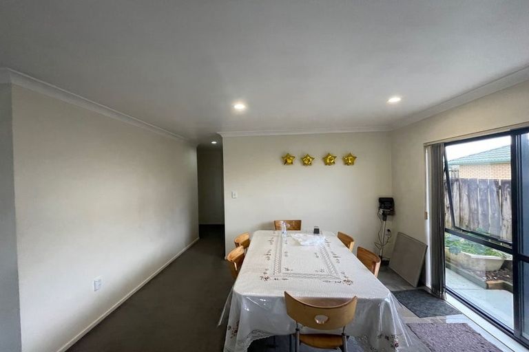 Photo of property in 12 Carn Place, Weymouth, Auckland, 2103