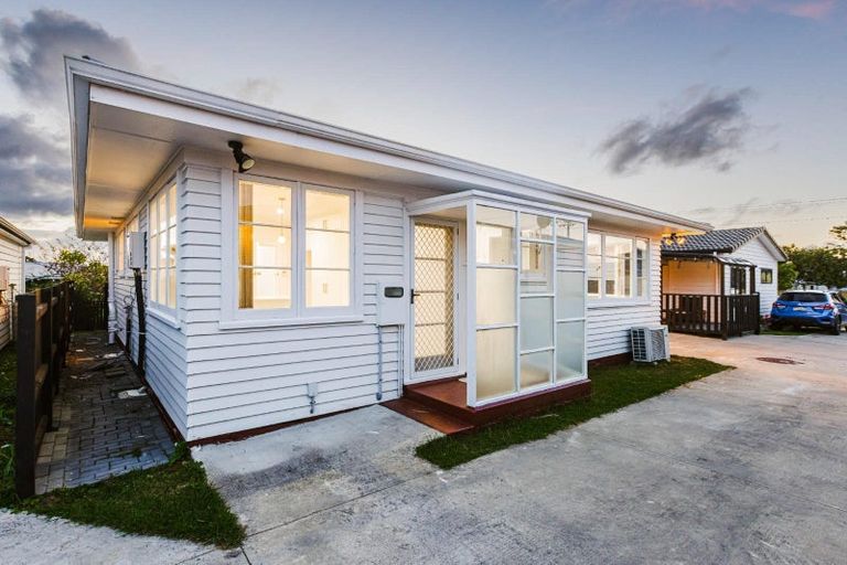 Photo of property in 45 Puriri Road, Manurewa, Auckland, 2102