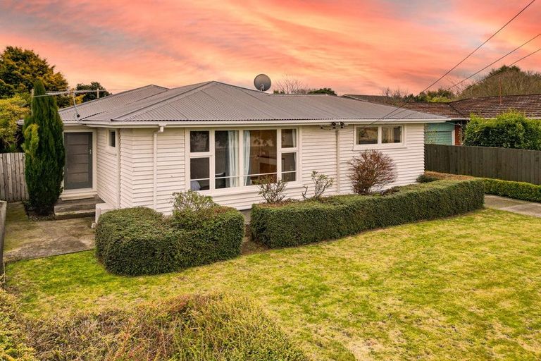 Photo of property in 149 Avonhead Road, Avonhead, Christchurch, 8042
