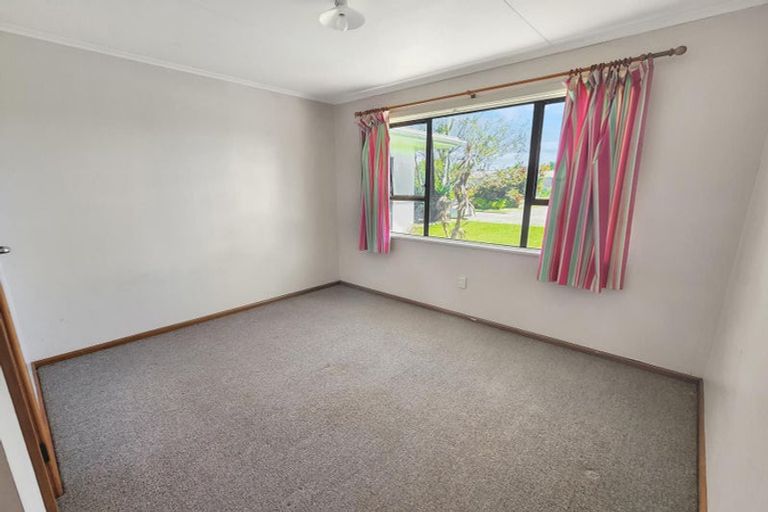 Photo of property in 8 Armour Place, Onekawa, Napier, 4110