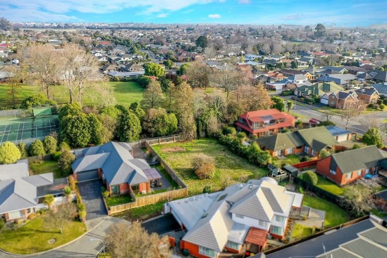 Photo of property in 10 Thoresby Mews, Avonhead, Christchurch, 8042