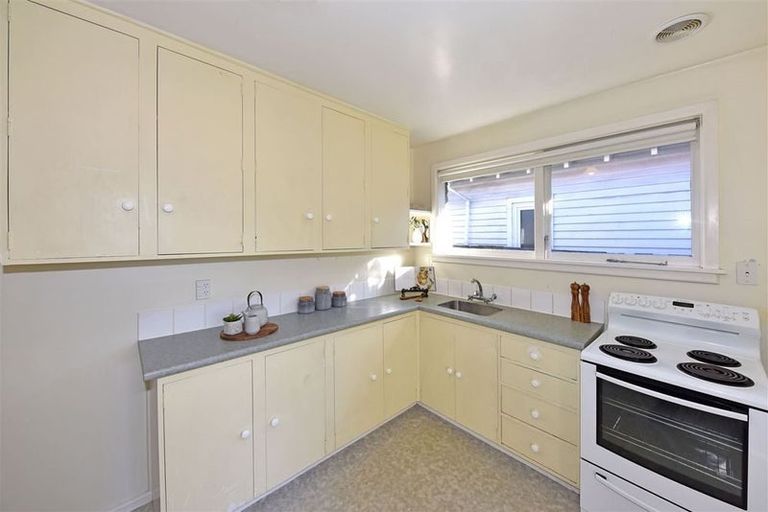 Photo of property in 7 Dominion Avenue, Spreydon, Christchurch, 8024