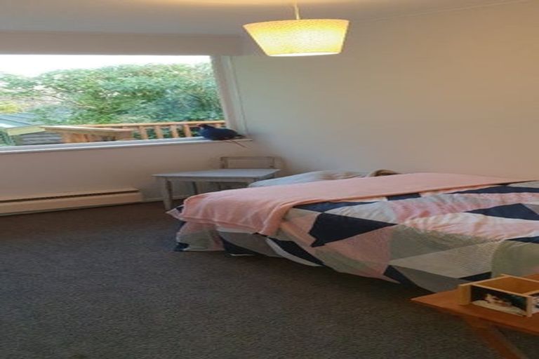 Photo of property in 35a Kinghorne Street, Strathmore Park, Wellington, 6022