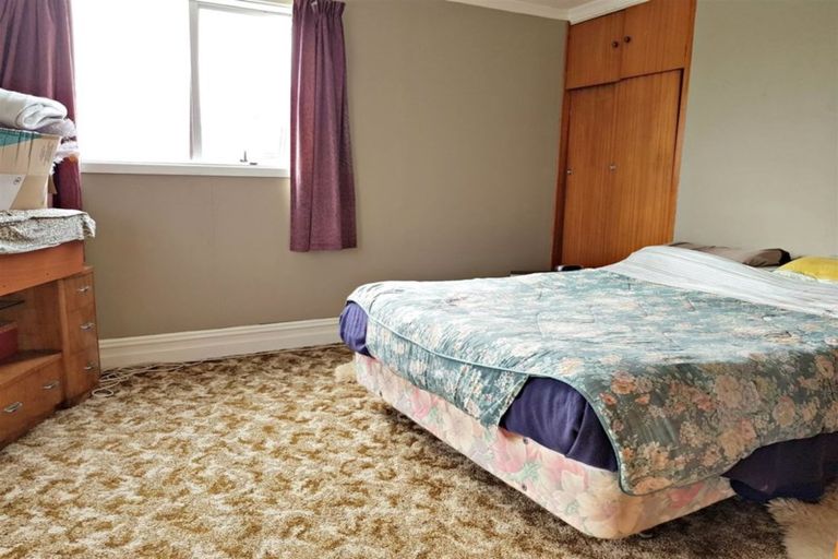 Photo of property in 18 Bridport Street, Kaitangata, 9210