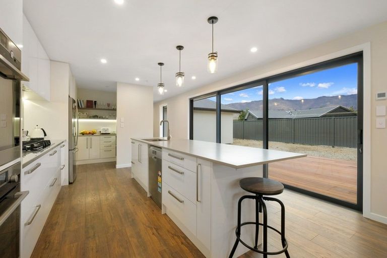 Photo of property in 16 Pegasus Court, Mount Pisa, Cromwell, 9383