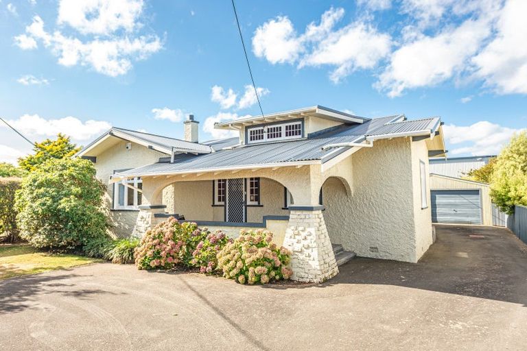 Photo of property in 12 College Street, Whanganui, 4500