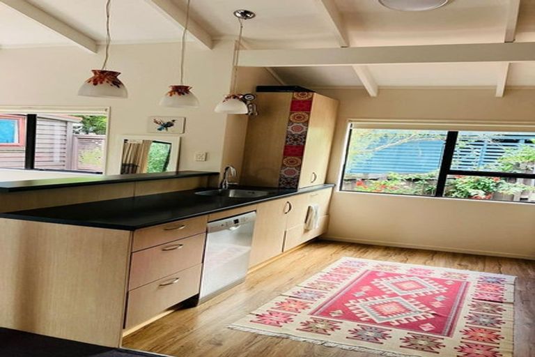 Photo of property in 3/96a Verbena Road, Birkdale, Auckland, 0626