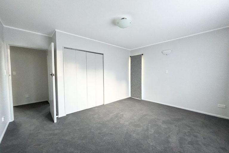Photo of property in 15a Cypress Drive, Maungaraki, Lower Hutt, 5010