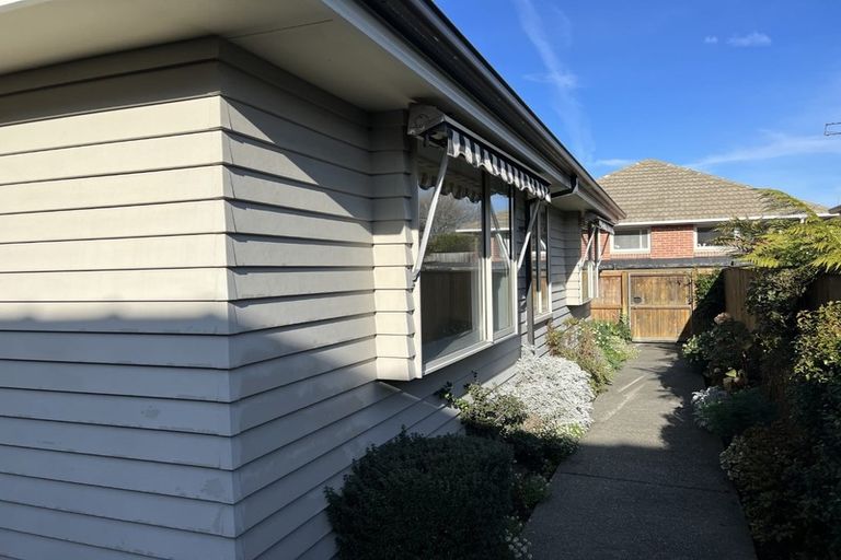 Photo of property in 30b Withells Road, Avonhead, Christchurch, 8042