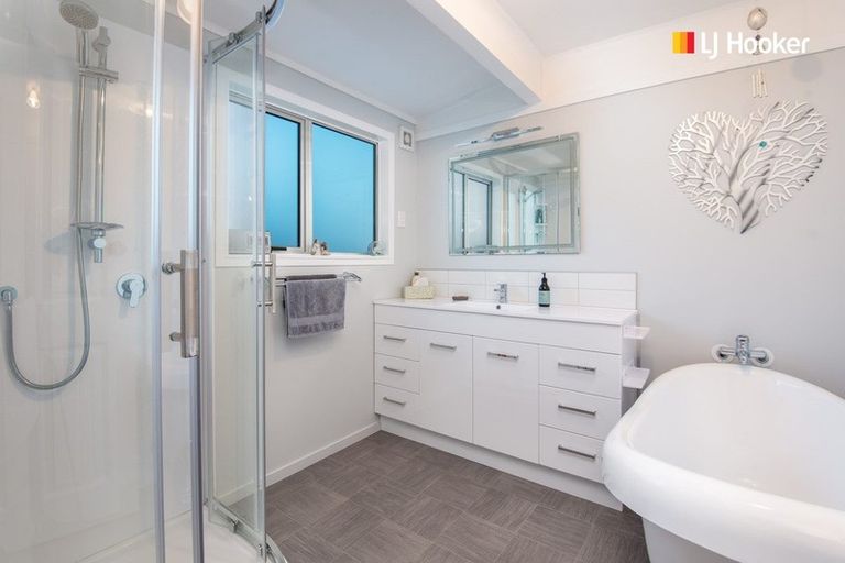 Photo of property in 2 Oak Place, Mosgiel, 9024