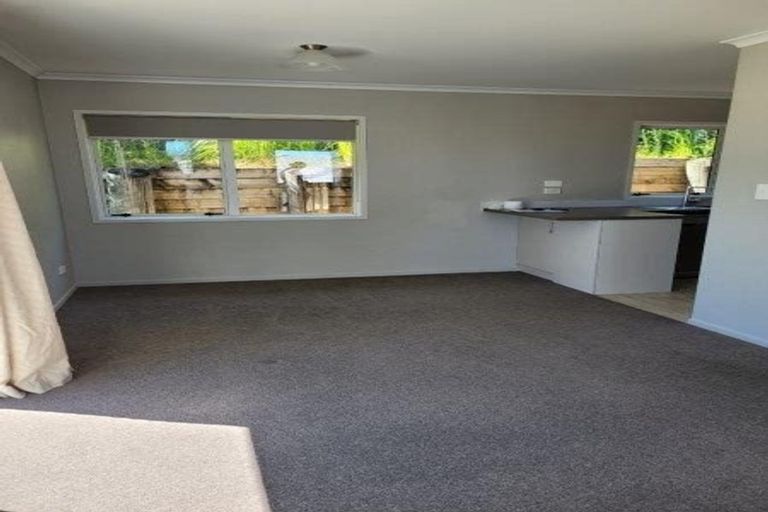 Photo of property in 2 Elena Place, Welcome Bay, Tauranga, 3112