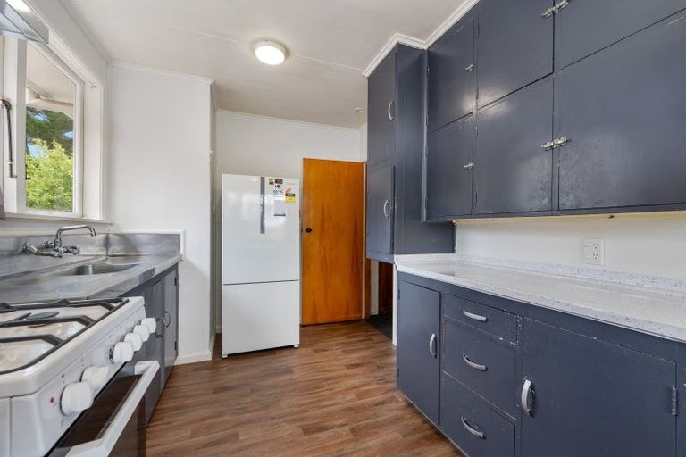 Photo of property in 21 Crewe Crescent, Hokowhitu, Palmerston North, 4410