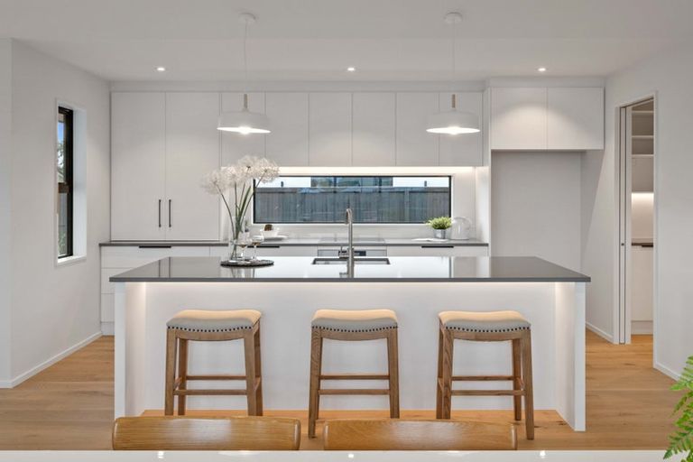 Photo of property in 5 Ferbane Way, Halswell, Christchurch, 8025