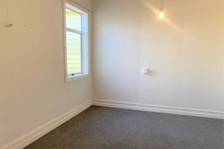 Photo of property in 16 Threadneedle Street, Greymouth, 7805
