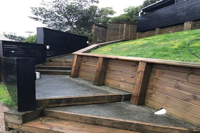 Photo of property in 5 Captain Edward Daniell Drive, Ngaio, Wellington, 6035