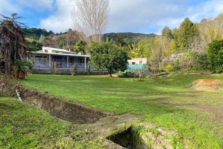 Photo of property in 56 Pohara Valley Road, Pohara, Takaka, 7183