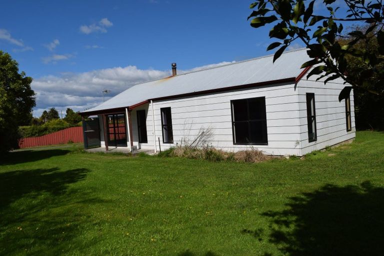 Photo of property in 4 Allens Lane, Clive, 4102