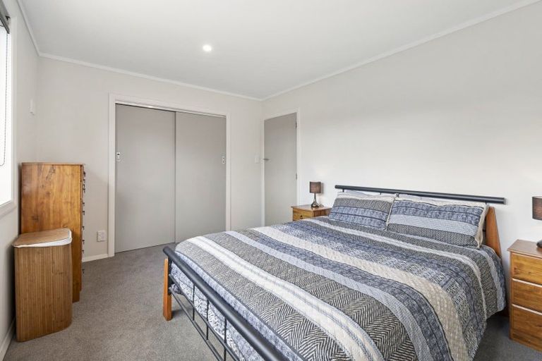 Photo of property in 23 Hennesey Road, Shannon, Palmerston North, 4474