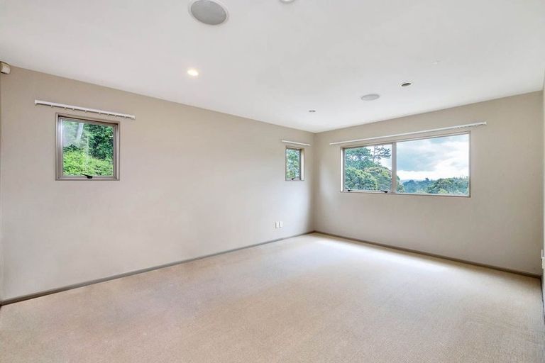 Photo of property in 17d Balmain Road, Birkenhead, Auckland, 0626
