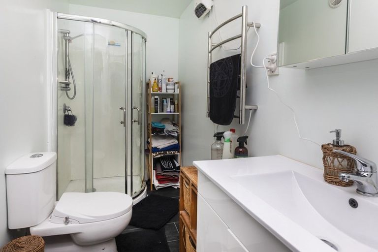 Photo of property in 2/88 Somerfield Street, Somerfield, Christchurch, 8024