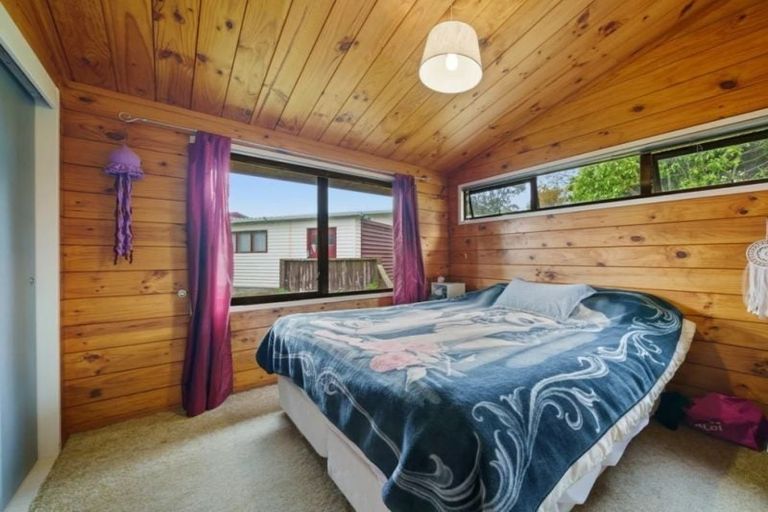 Photo of property in 86 Valley Road, Paraparaumu, 5032