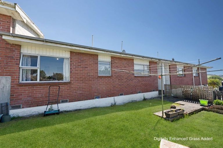 Photo of property in 8c Swan Street, Gore, 9710