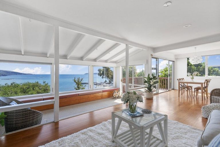 Photo of property in 36 Roys Road, Plimmerton, Porirua, 5026