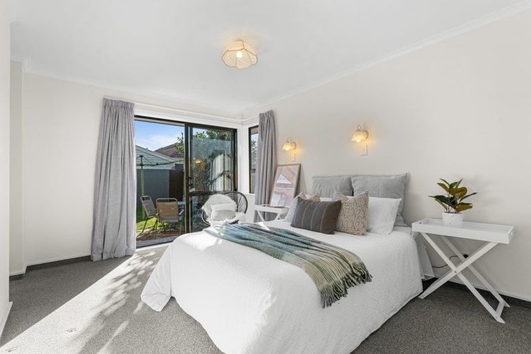 Photo of property in 1/32 Montclare Avenue, Avonhead, Christchurch, 8042