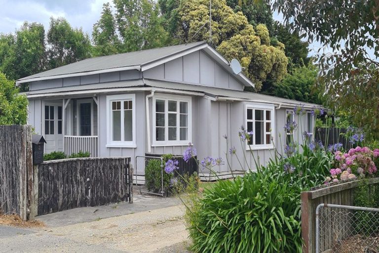 Photo of property in 3 Daphne Street, Outer Kaiti, Gisborne, 4010