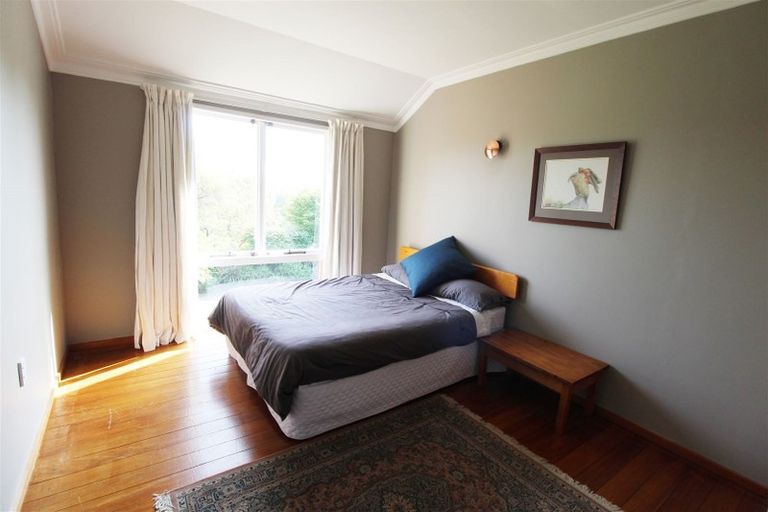 Photo of property in 16 Solway Street, Holmes Hill, Oamaru, 9401