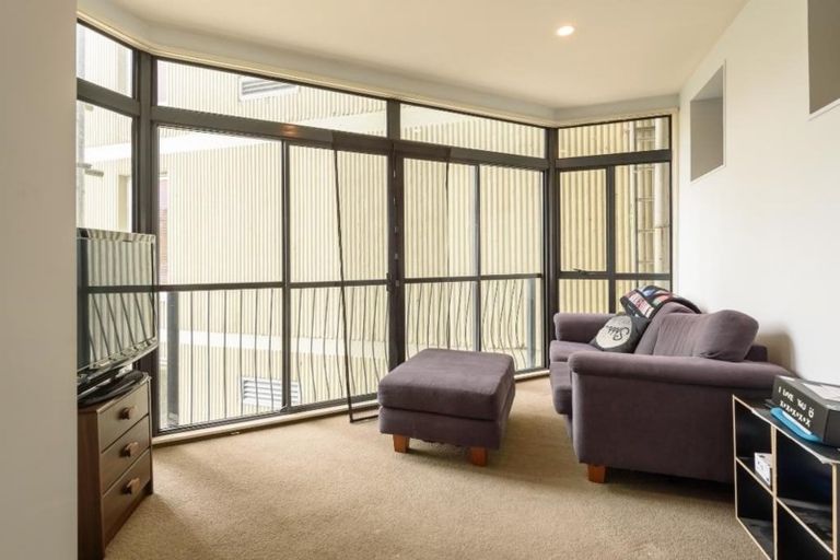 Photo of property in Terrace Garden Apartments, 11c/120 The Terrace, Wellington Central, Wellington, 6011