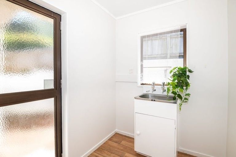 Photo of property in 1/51 Sheridan Terrace, Johnsonville, Wellington, 6037
