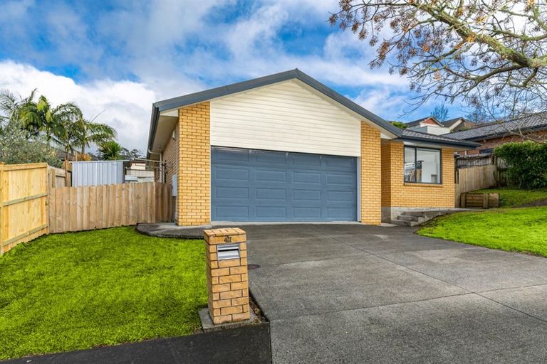 Photo of property in 47 San Marino Drive West, Henderson, Auckland, 0612