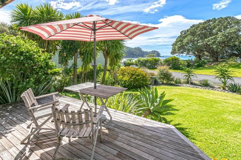 Photo of property in 112 Oratia Place, Onemana, Whangamata, 3691