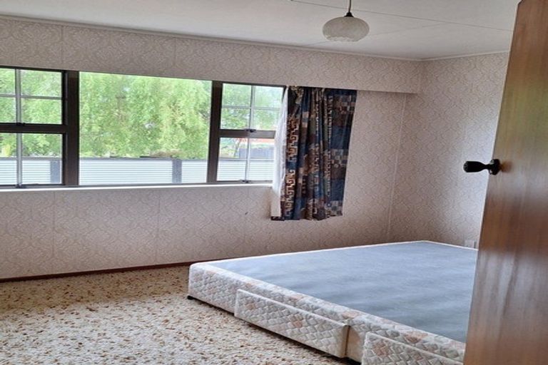 Photo of property in 11 Chartwell Drive, Eltham, 4322